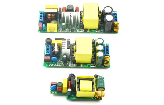 LED พาวเวอร์ซัพพลาย 18 วัตต์คงที่ในปัจจุบัน 85V ไดร์เวอร์ LED - 265V AC, RoHS CE