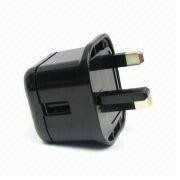 11W 5V 1A-2.1A USB แบบพกพายูนิเวอร์แซ AC DC Power Adapter สหราชอาณาจักรเสียบมาตรฐาน EN 60950-1