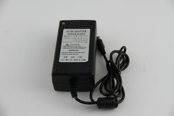 Stable 48W ควบคุมการสลับเปลี่ยนกรอง AC DC Power Adapter 12V DC 50Hz กับอีเอ็มไอ