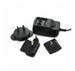 อะแดปเตอร์ 6W สีเขียวกับยูนิเวอร์แซปลั๊กแทนกันได้สำหรับอุปกรณ์มือถือ