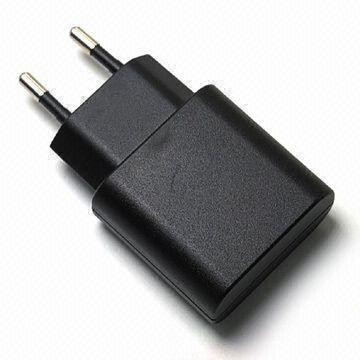 อะแดปเตอร์พกพา / ยูนิเวอร์แซ USB, แสงและมีประโยชน์กับทางเลือกเวอร์ชัน