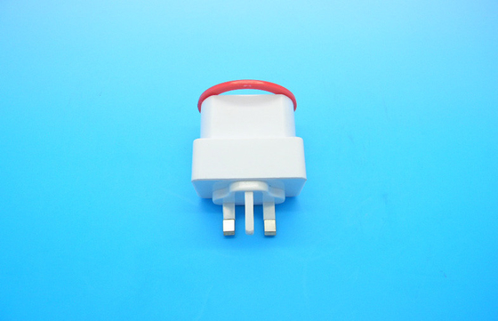 คงสากลปัจจุบัน USB ชาร์จ 5V 2.0A สหราชอาณาจักรเสียบ, FCC ส่วน 15B