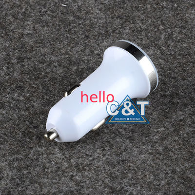 หุ่นยนต์สากล USB Power Adapter Car Charger สำหรับมาร์ทโฟน