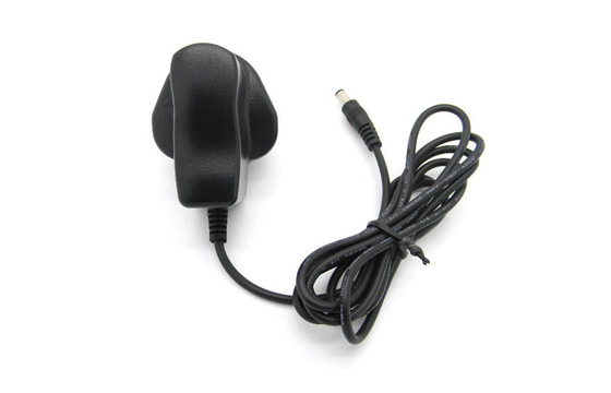 DC6V 500mA Switching Adapter Wall Mount ไฟฟ้าผ่านแรงดันไฟฟ้าของสหราชอาณาจักรเสียบ