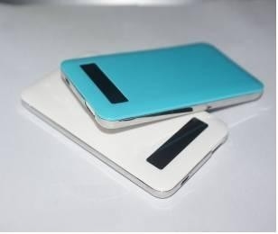 5V Power Supply สีแดงสีน้ำเงินสีชมพูสีขาวสีเขียวมือถือ 4000mAh Power ธนาคาร