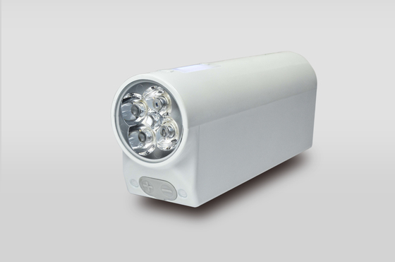 มินิเริ่มต้นแบบพกพามือถือ 5V Power Supply กับปัจจุบัน 2A สำหรับรถยนต์สามารถเข้ากันได้กับ 12V 19.5V