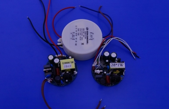 ROHS 1.28A คงที่ในปัจจุบัน LED พาวเวอร์ซัพพลาย / ไฟ Led พาวเวอร์ซัพพลาย