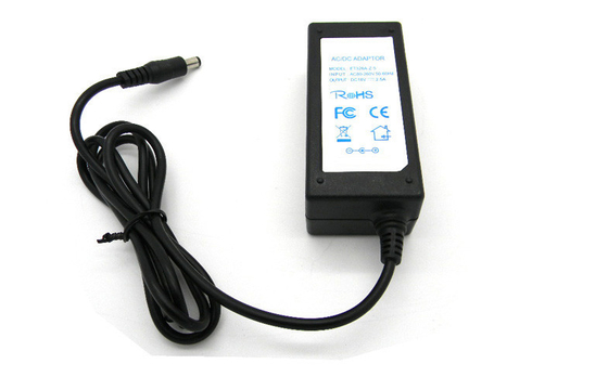 18Volt 45W สก์ท็อป DC Power Supply ลัดวงจรสำหรับทำให้สหภาพยุโรปไฟเสียบ