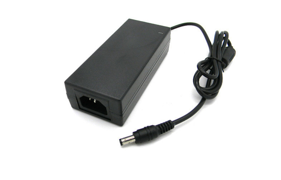 Hi-12V 4A หม้อสก์ท็อป DC Power Supply FCC Part 15 Class B สำหรับกล้องรักษาความปลอดภัย