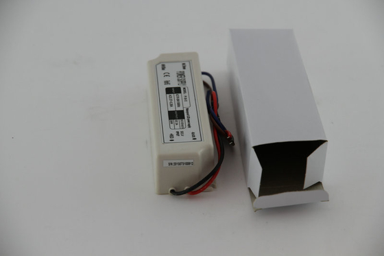 300 VAC 3A 36W แรงดันไฟฟ้าคงกันน้ำไดร์เวอร์ LED แบบ Full Range สำหรับกล้องวงจรปิด