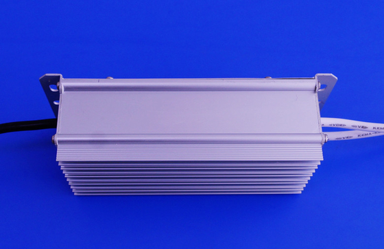 อลูมิเนียม Ip67 ไฟถนน Led ไฟจ่าย 100 วัตต์ประสิทธิภาพสูง