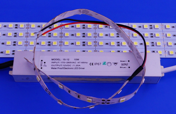 15W 12vdc Outdoor Led Driver แรงดันคงที่คงที่สำหรับแถบไฟ Led, ไฟตกแต่ง