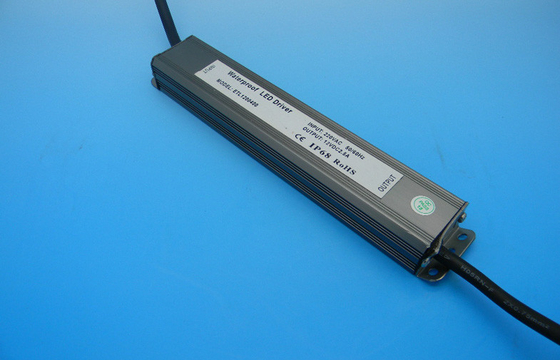 แรงดันคงที่ 30W LED Driver กันน้ำ FCC ส่วน 15B IP68 ด้วยเป็นไปตามมาตรฐาน CE