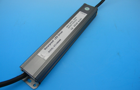 แรงดันคงที่ 30W LED Driver กันน้ำ FCC ส่วน 15B IP68 ด้วยเป็นไปตามมาตรฐาน CE