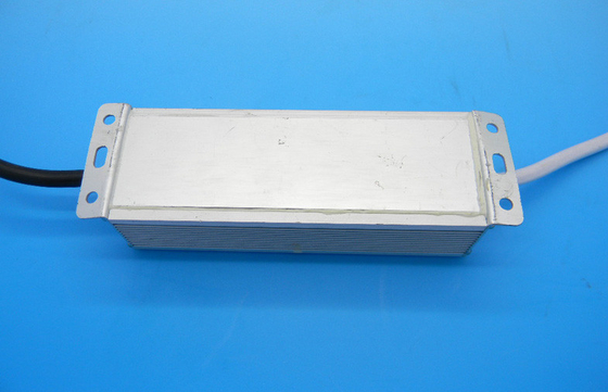 อีเอ็มซี IP67 คงที่ในปัจจุบัน 30W LED Driver ประสิทธิภาพสูงสำหรับหลอดไฟ LED