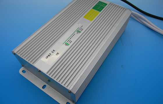 ประสิทธิภาพสูง LED ไดร์เวอร์กันน้ำ
