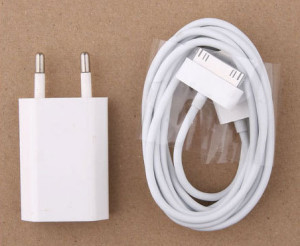 ข้อมูล USB สหภาพยุโรปปลั๊ก AC Charger ชาร์จอุปกรณ์เสริมโทรศัพท์มือถือสายเคเบิ้ลสำหรับ iPod / iPhone 4 / 4s