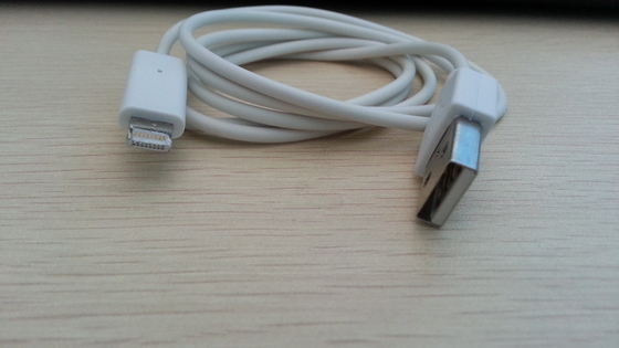 คุณภาพของภาพเดิมเคเบิล lightnling ข้อมูล USB / เคเบิล / ช่องต่อสายอะไหล่ Iphone 5 ซ่อม