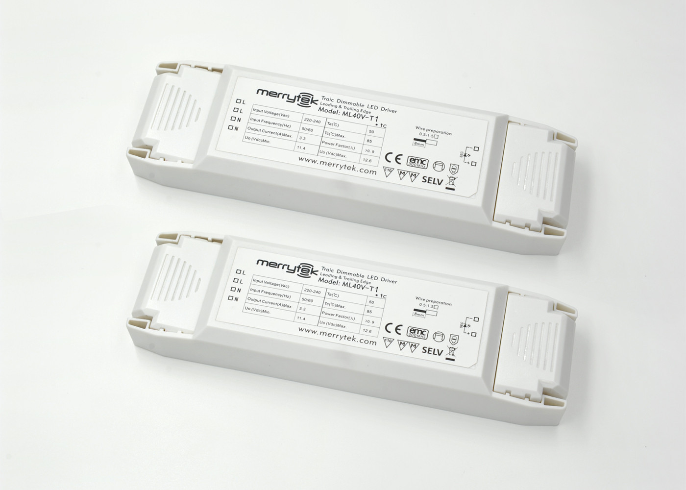 Traic ไฟฟ้าแรงดันคงหรี่ LED Driver 40W 24Vdc กับ RC Dimming สำหรับ LED Strip